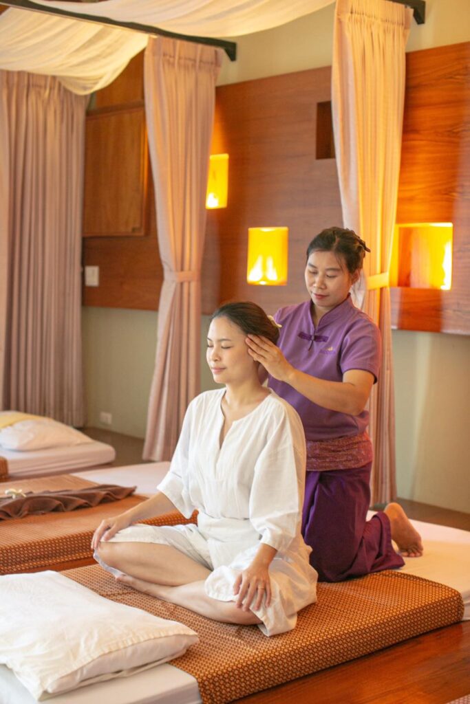 Phuket Massage "Winidda" ร้านนวดในภูเก็ต ราคาถูก Thai Massageนวดไทย Aromatherapy Oil Massageนวดน้ำมันหอมระเหย Foot Massageนวดเท้า Hot Stoneนวดหินร้อน